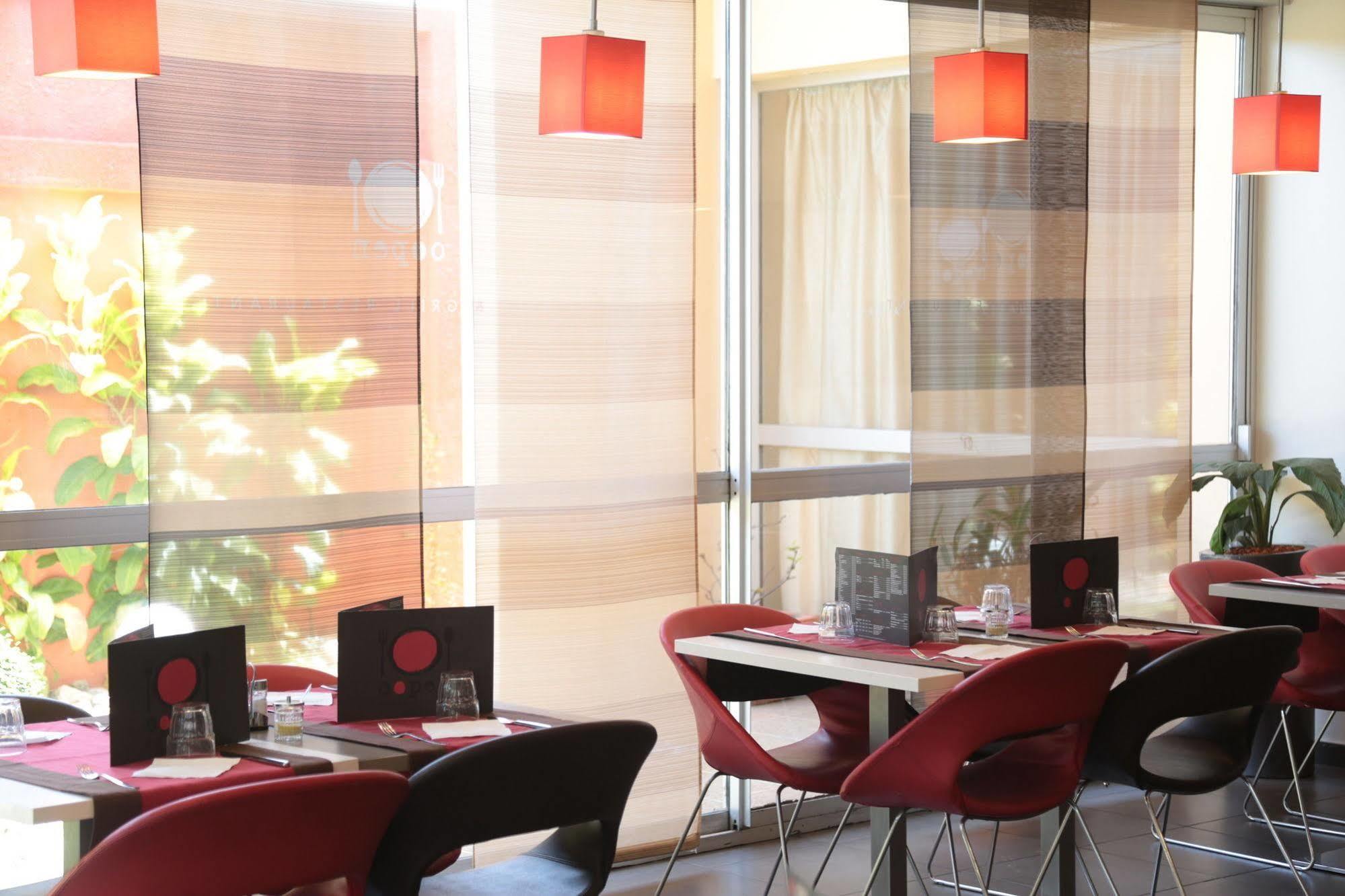 Ibis Styles Abidjan Marcory Hotel Exterior photo